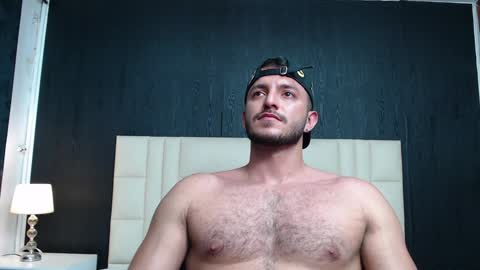 Snapshot of marcus_lafourt chatting on February 8, 2:47 am marcus_lafourt online show from February 8, 2:47 am