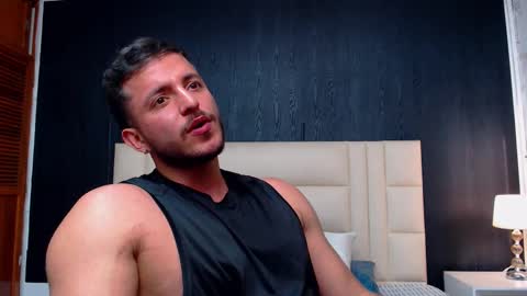 Snapshot of marcus_lafourt chatting on February 24, 9:52 pm marcus_lafourt online show from February 24, 9:52 pm