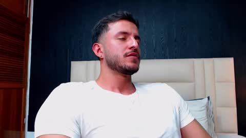 Snapshot of marcus_lafourt chatting on March 11, 10:20 pm marcus_lafourt online show from March 11, 10:20 pm