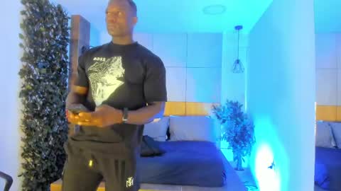 Marcusssss online show from April 16, 12:06 pm