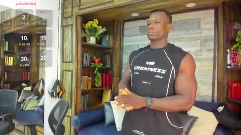 Snapshot of marcusblack_ chatting on July 16, 11:38 am Marcusssss online show from July 16, 11:38 am