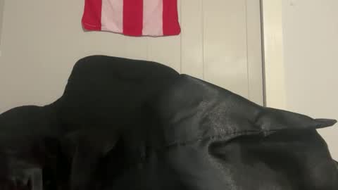 marcuslouis18 online show from April 8, 7:25 pm