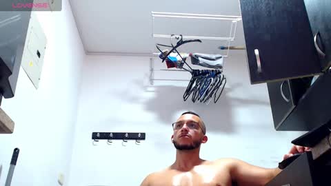   online show from January 18, 8:40 pm