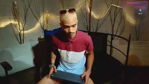 Marcus online show from December 1, 3:33 am