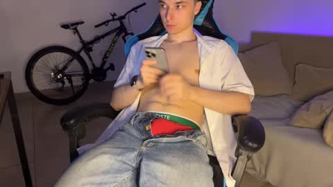 Marcus online show from December 13, 10:26 pm