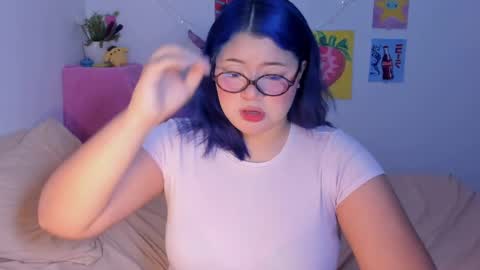 Snapshot of marcy_grey chatting on June 1, 9:22 am danna online show from June 1, 9:22 am