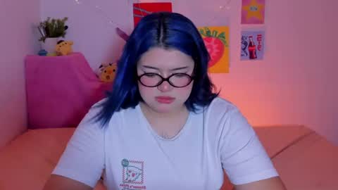 Snapshot of marcy_grey chatting on June 12, 1:59 am danna online show from June 12, 1:59 am