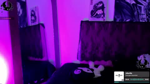 Snapshot of marcydark___ chatting on June 6, 10:14 pm help me with 100 hands up online show from June 6, 10:14 pm