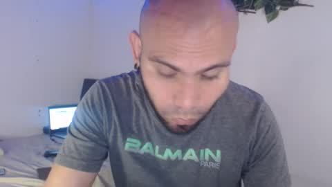 Snapshot of marek_secrett chatting on October 20, 9:15 pm marek_secrett online show from October 20, 9:15 pm