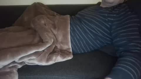 Snapshot of marekishere chatting on February 19, 9:25 pm marek online show from February 19, 9:25 pm