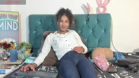 Snapshot of marfilastrom chatting on May 1, 9:30 pm marfilastrom online show from May 1, 9:30 pm