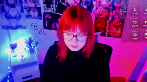 Snapshot of margaret_red chatting on September 30, 9:42 pm Margaret online show from September 30, 9:42 pm