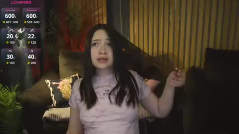 Snapshot of margaritagrey chatting on June 24, 7:13 pm margaritagrey online show from June 24, 7:13 pm