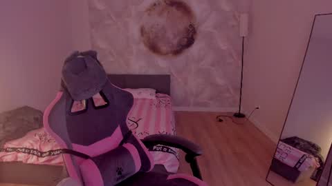 Snapshot of margo_kellly chatting on June 19, 12:59 am Margo Kellly online show from June 19, 12:59 am