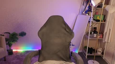 Margo online show from April 1, 1:41 pm