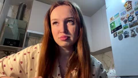 Chloe online show from March 2, 2:13 pm