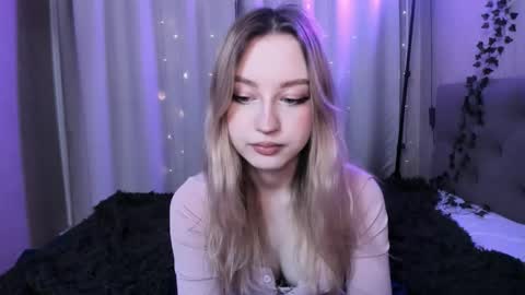 Snapshot of margorozentals chatting on March 7, 8:17 pm Margo online show from March 7, 8:17 pm