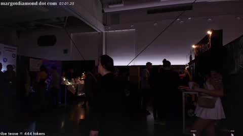 Snapshot of margotdiamond chatting on February 2, 4:15 am   online show from February 2, 4:15 am