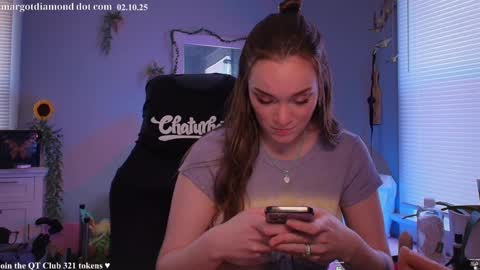 Snapshot of margotdiamond chatting on February 10, 6:13 pm   online show from February 10, 6:13 pm