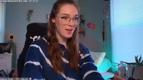 Snapshot of margotdiamond chatting on February 28, 7:03 pm   online show from February 28, 7:03 pm