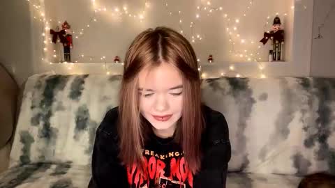 Lina online show from February 2, 9:13 pm