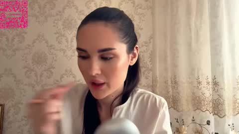 Snapshot of margueritedunphe chatting on March 9, 1:15 pm Sabina online show from March 9, 1:15 pm