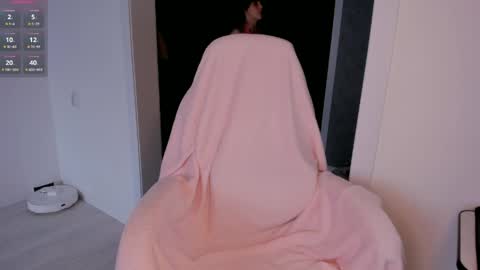 Snapshot of mari__anna chatting on April 24, 1:24 pm PVT IS OPEN LOVES AND WE DONT HAVE LIMITS online show from April 24, 1:24 pm