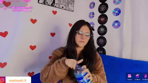 Snapshot of mari_mar69 chatting on June 4, 10:54 am mari_mar69 online show from June 4, 10:54 am