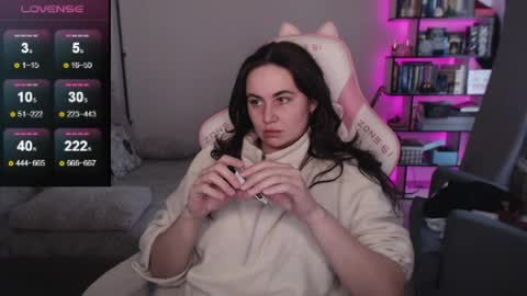 mari moore online show from April 22, 7:00 am