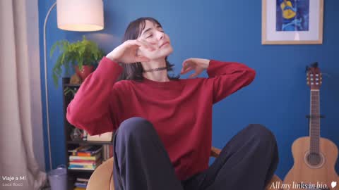 Alfonsina online show from December 2, 2:52 pm