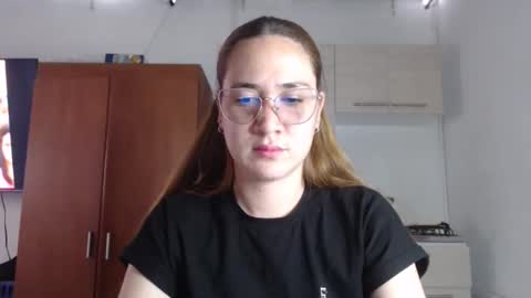 Snapshot of maria_c1 chatting on March 19, 9:19 pm maria online show from March 19, 9:19 pm
