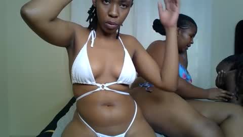 Snapshot of maria_dally chatting on December 5, 10:55 am maria_dally online show from December 5, 10:55 am