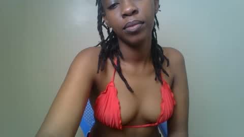 Snapshot of maria_dally chatting on December 10, 11:00 am maria_dally online show from December 10, 11:00 am