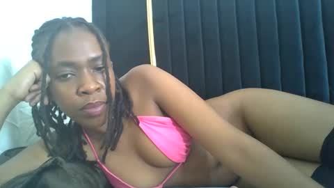 Snapshot of maria_dally chatting on December 17, 8:12 am maria_dally online show from December 17, 8:12 am