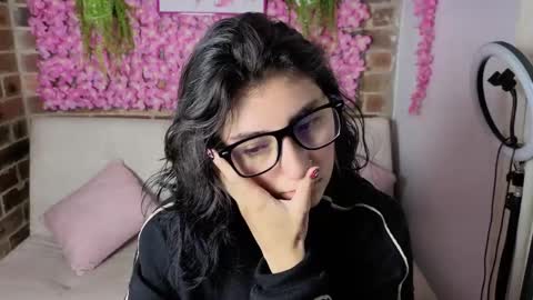 Maria online show from March 27, 9:47 pm