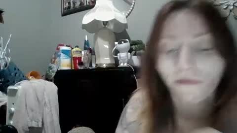 Snapshot of mariamaybe24 chatting on December 10, 4:45 am Mariah online show from December 10, 4:45 am