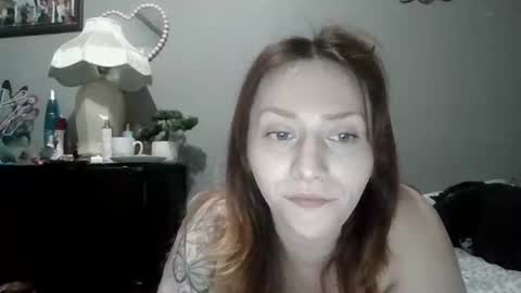 Snapshot of mariamaybe24 chatting on December 28, 3:37 am Mariah online show from December 28, 3:37 am