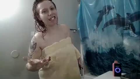 Snapshot of mariamaybe24 chatting on January 13, 8:15 pm Mariah online show from January 13, 8:15 pm