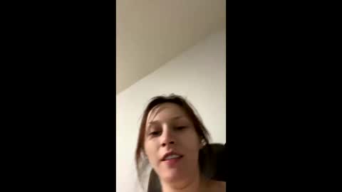 Snapshot of mariamaybe24 chatting on January 27, 2:10 am Mariah online show from January 27, 2:10 am