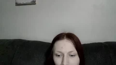 Snapshot of mariamaybe24 chatting on February 2, 1:34 am Mariah online show from February 2, 1:34 am