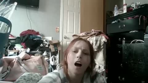 Snapshot of mariamaybe24 chatting on February 14, 7:12 pm Mariah online show from February 14, 7:12 pm