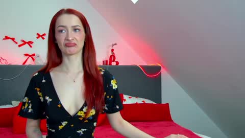 Snapshot of mariamenson chatting on May 19, 6:20 am MariaMenson online show from May 19, 6:20 am