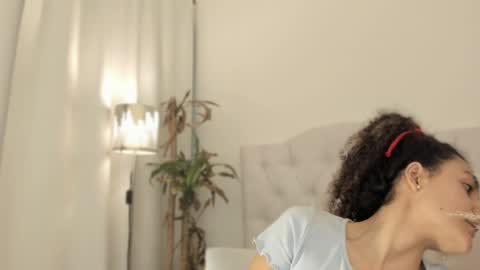 Snapshot of marian_skinny chatting on June 3, 3:53 am Marian online show from June 3, 3:53 am