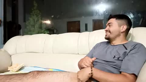 Snapshot of mariana114o chatting on February 15, 3:47 am Mariana online show from February 15, 3:47 am