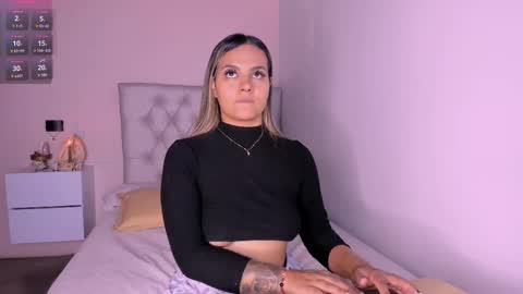 Snapshot of mariana__roe chatting on March 3, 5:07 pm Mariana Roe online show from March 3, 5:07 pm