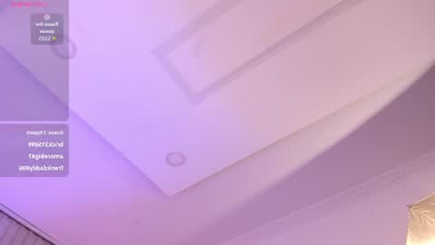 Snapshot of mariana__thompson chatting on June 18, 9:14 am mariana__thompson online show from June 18, 9:14 am