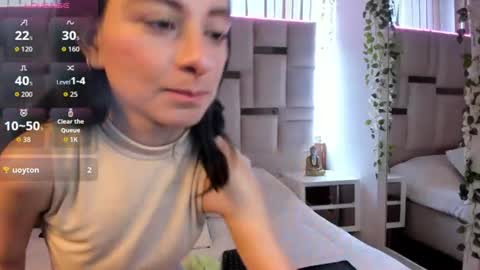 Snapshot of mariana__thompson chatting on July 19, 1:15 pm mariana__thompson online show from July 19, 1:15 pm