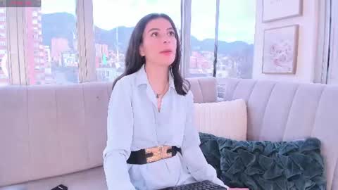 Snapshot of mariana__thompson chatting on July 22, 8:44 pm mariana__thompson online show from July 22, 8:44 pm