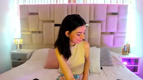 Snapshot of mariana__thompson chatting on July 26, 1:40 pm mariana__thompson online show from July 26, 1:40 pm
