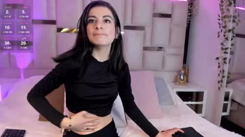 Snapshot of mariana__thompson chatting on July 30, 2:32 am mariana__thompson online show from July 30, 2:32 am